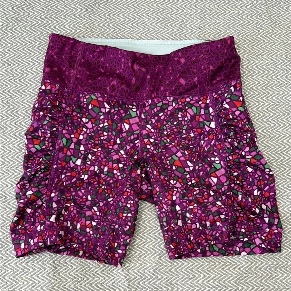 Lululemon Purple Mosaic Women's Shorts Size 2